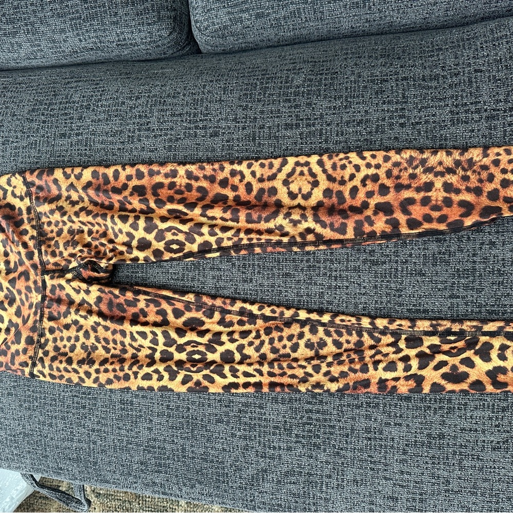 Teeki Wild Pattern Leggings - Orange and Black